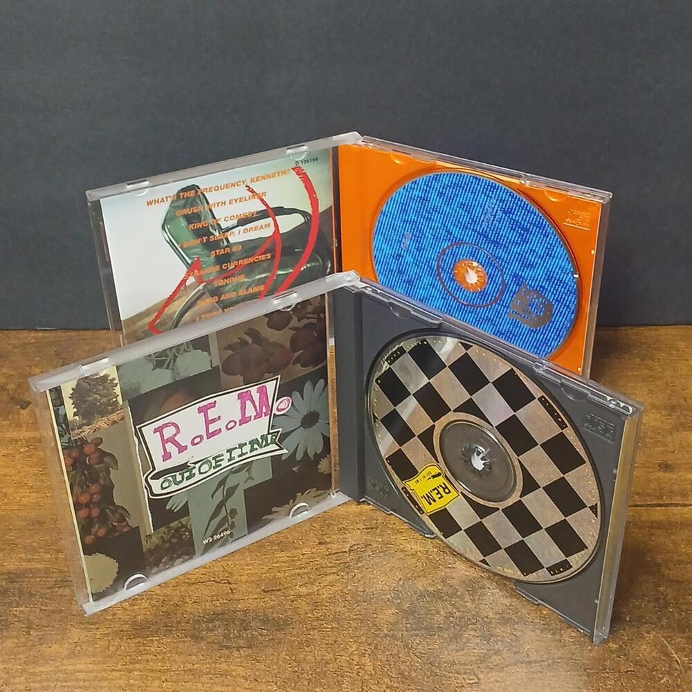 Lot of 2 REM R.E.M. CDs, Out Of Time & Monster - Picture 4 of 4